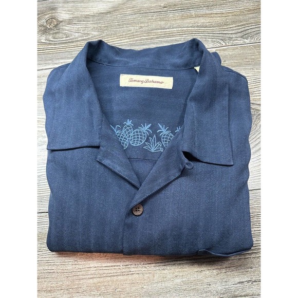 Tommy Bahama Hawaiian Shirt Mens XL Camp Relax 100% Silk Short Sleeve Navy - Picture 5 of 10